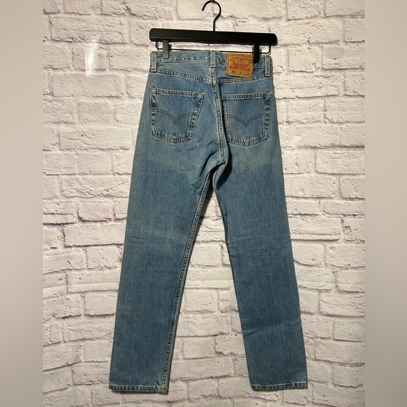 Levi's 501 Vintage Made in the USA Straight Leg Jeans Y2K (VINTAGE size 27) - Picture 5 of 14
